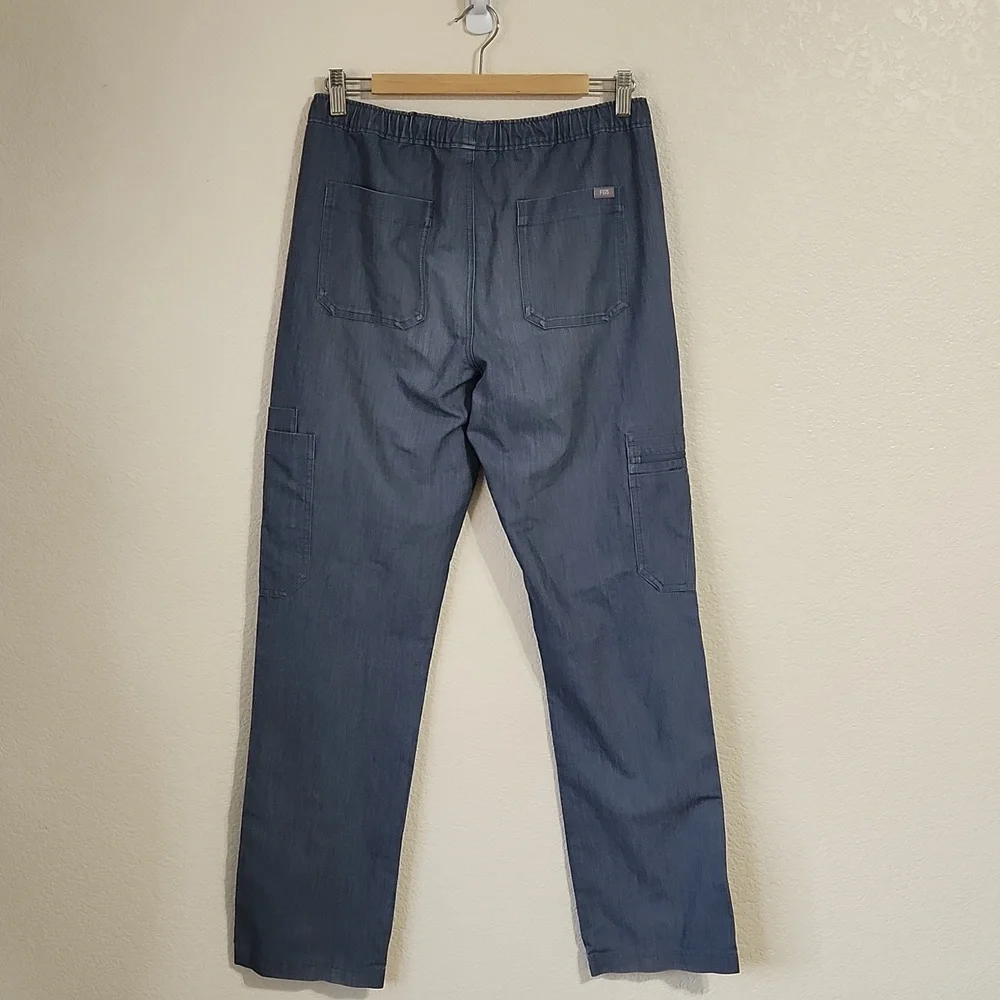 FIGS Cairo Cargo Scrub Pants in Heather Denim Men's Size Small - Picture 6 of 11